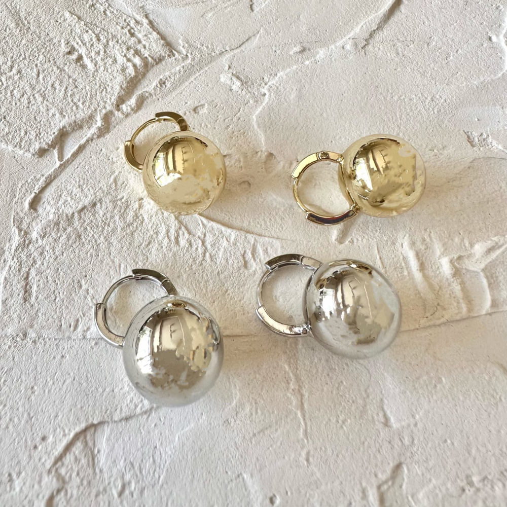 BALL EARRINGS